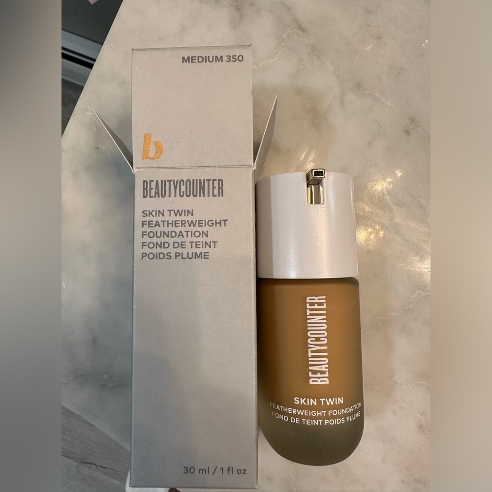 Beautycounter Skin Twin - Medium 350 - NEW